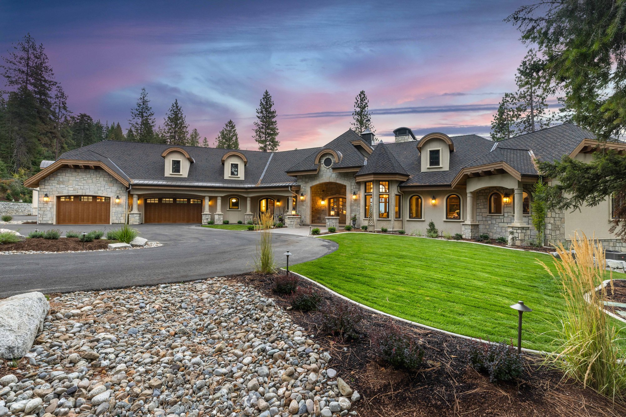 FC_DRIVEWAY_Accel-NestDesigns-Medveds-18